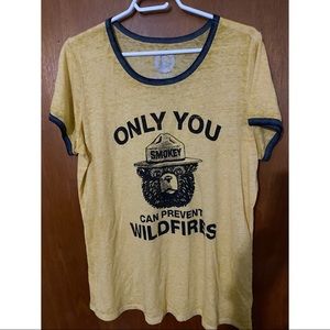 Torrid T-shirt NWOT size 0